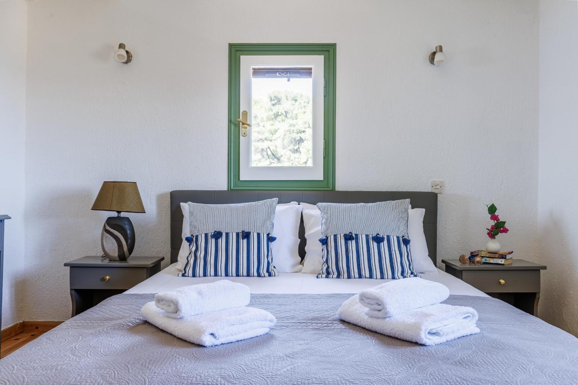 Nerissa Cottage - Skopelos Glossa Atheato Buitenkant foto